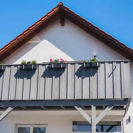 Rose Im Gemuetlichen Gaestehaus Benedikt *
